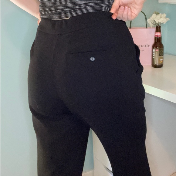 Aritzia Wilfred allent pant size 8 black - Picture 4 of 7